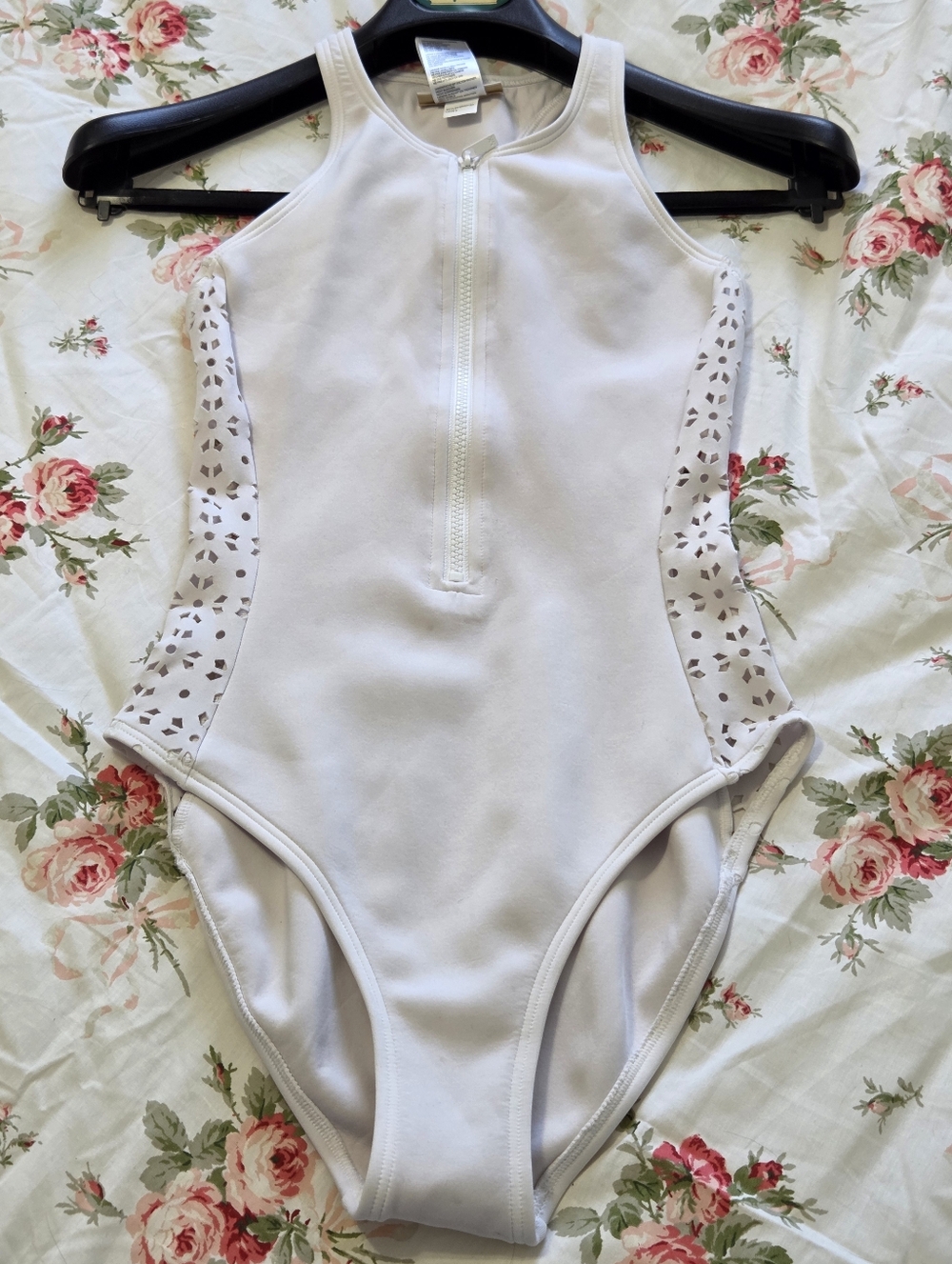Michael Kors Lilac Laser Eyelet Zip-Front Racerback One-Piece Swimsuit Sz 6 - Picture 8 of 14